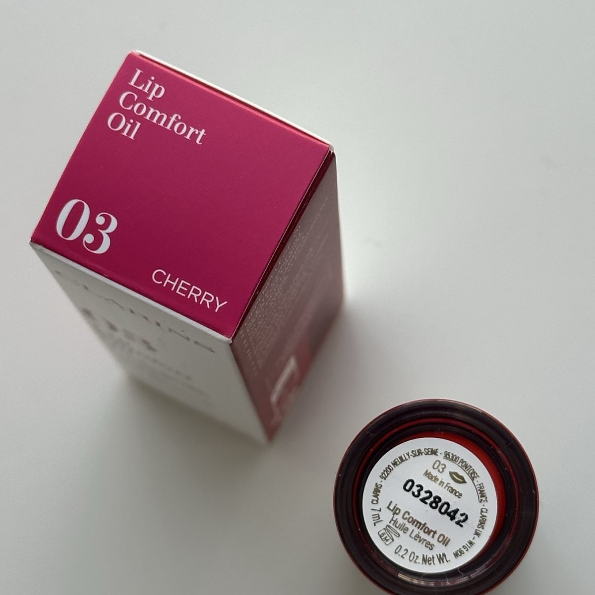 Clarins Make-up: Clarins Lip Comfort Oil 03 Cherry – Nuovo e nell'imballaggio originale da Givisiez venduto da dor_xb9k 1