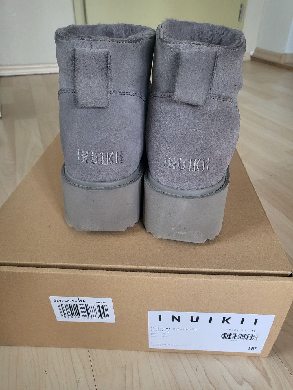 Inuikii Scarpe da donna: Inuikii Classic Wedge Low Boots Grey – Nuovo (secondo la descrizione) da Sarmenstorf venduto da zuz_q5kq 2