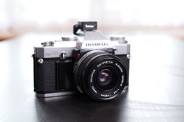 Olympus OM30 + Zuiko 35mm f2.8