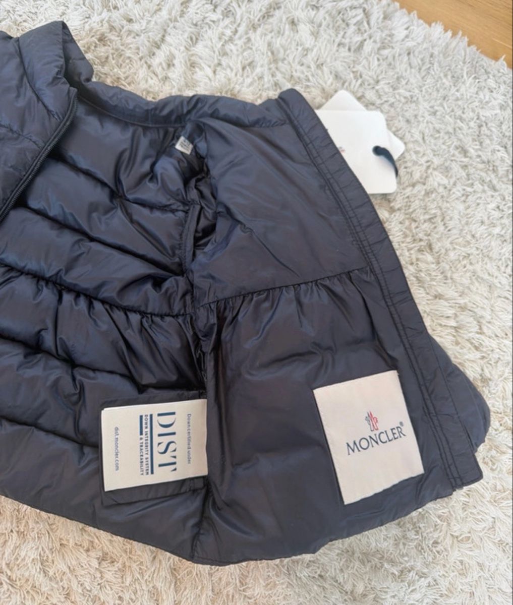 Moncler Giacche & Cappotti: Moncler Baby Daunenweste – Usato da Riehen venduto da fho_69tn 1