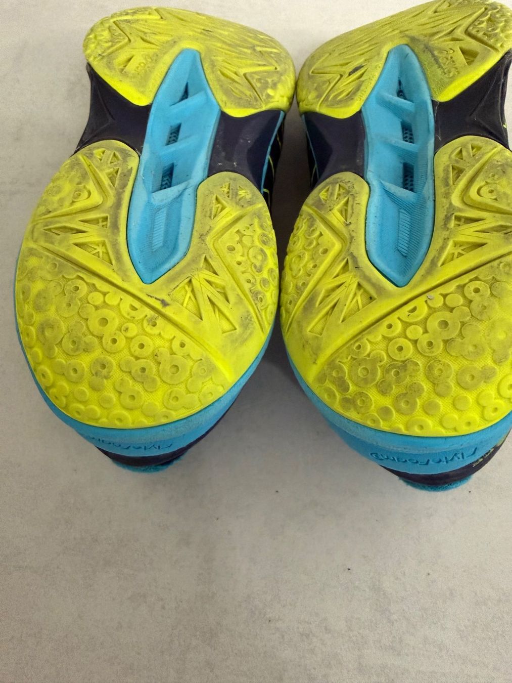 Asics Scarpe da uomo: ASICS Hallenschuhe BLAST FF Grösse 42 – Usato da Geroldswil venduto da Jeremy11 5