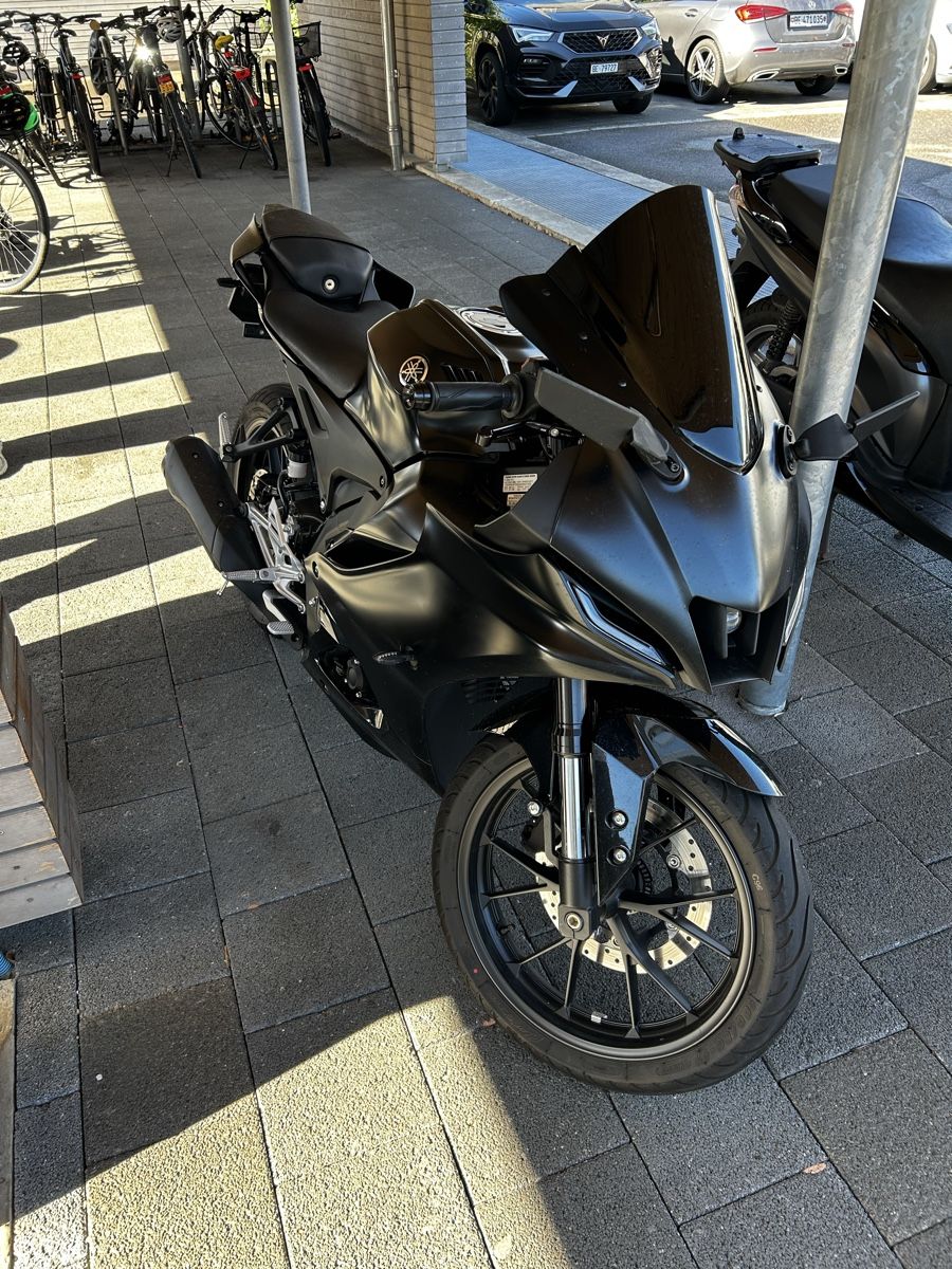 Yamaha Strasse: Yamaha YZF R125 – Gebraucht aus Vinelz von Lewis001 6