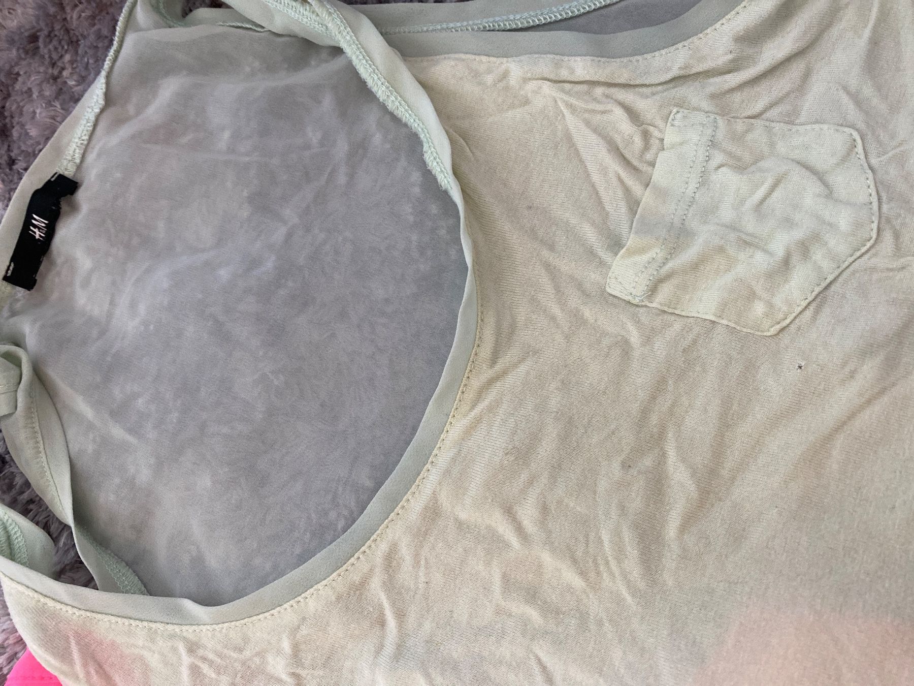 H&M T-shirt: Crop top – Usato da Zürich venduto da lcl_r88r 1