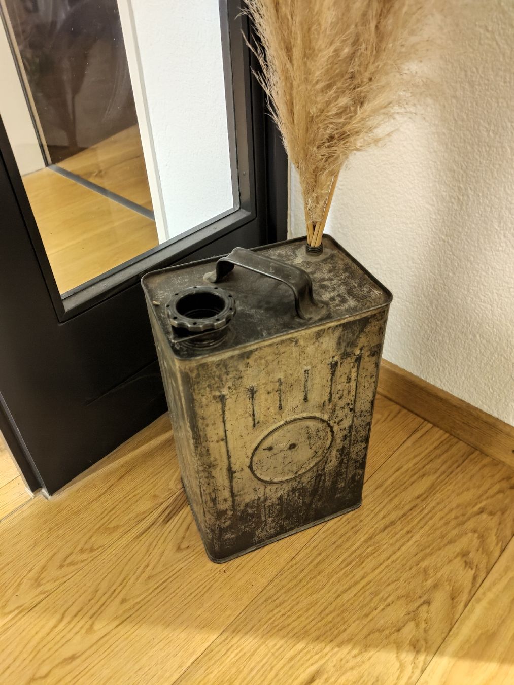 Alle Dekorationen: Ölkanister Benzinkanister – Gebraucht aus St. Gallen von zwybler