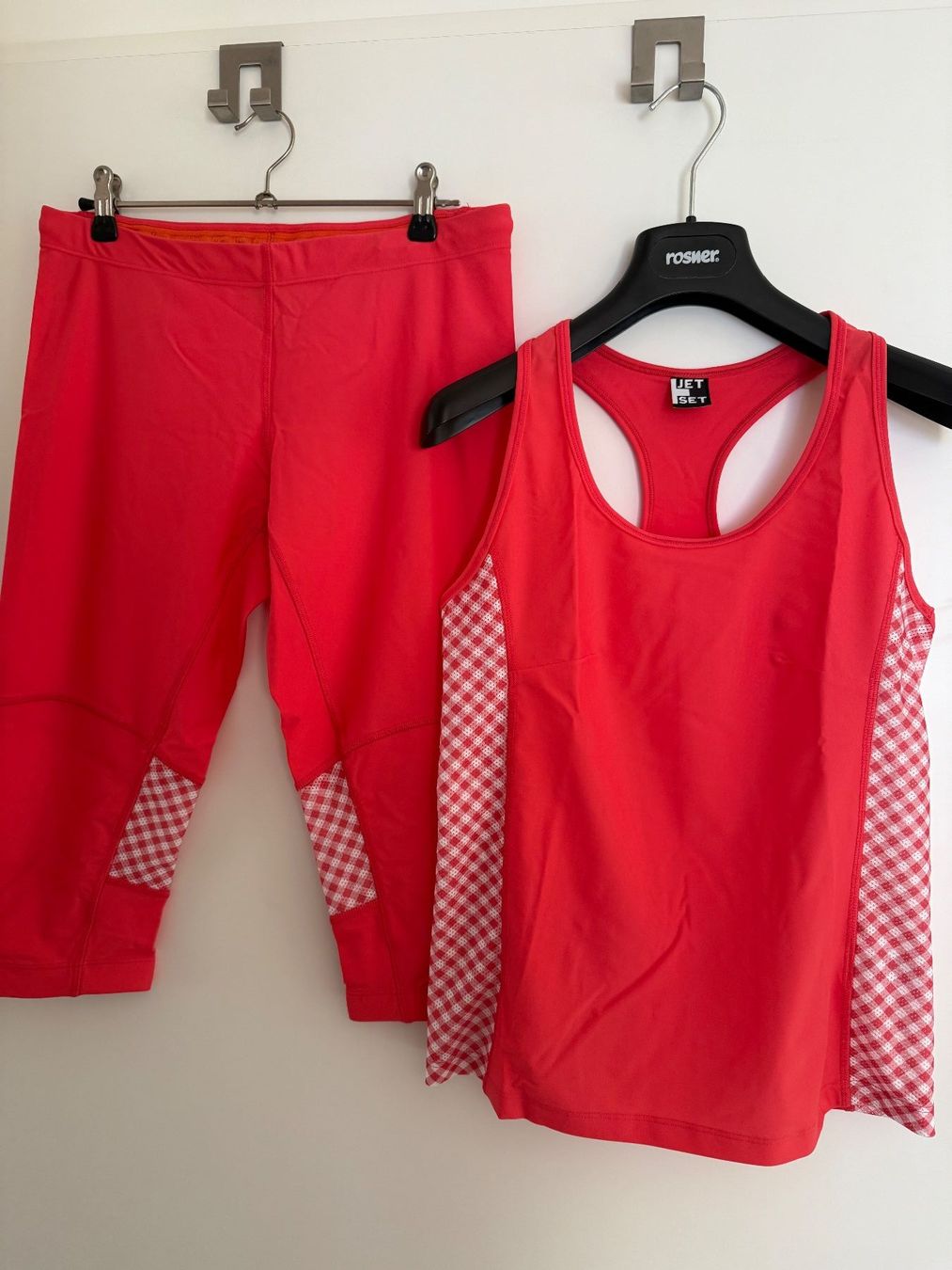 Jet Set Leggings: Sportliches Jet Set Sommer Set Gr. M – Usato da Steg im Tösstal venduto da goldlionfree
