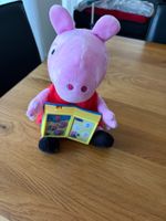 Peppa Wutz Plüschtier mit Lernbuch gebraucht