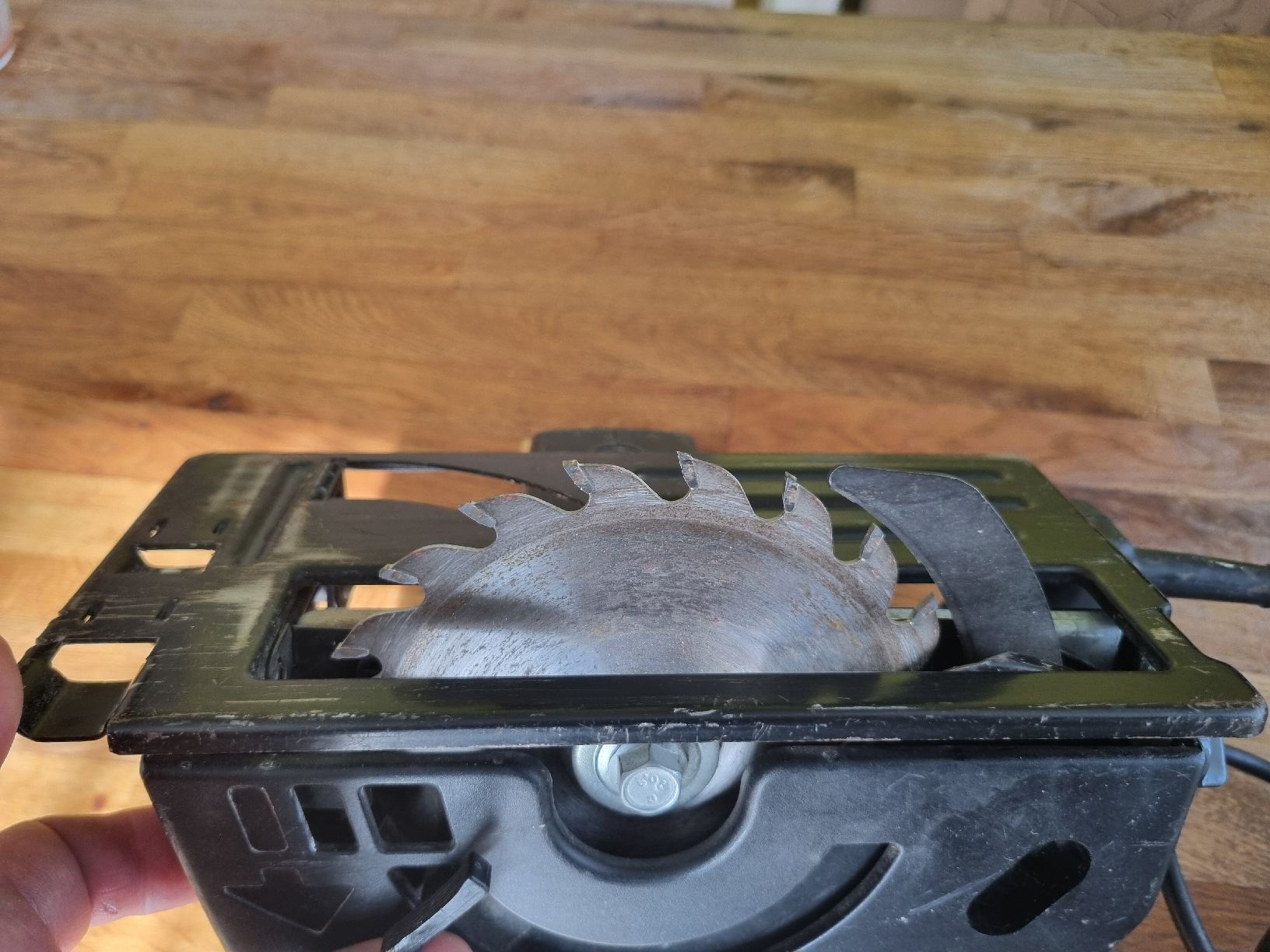 Seghe: Black+Decker Handkreissaege BD227 – Usato da Wettingen venduto da Ishi8 3