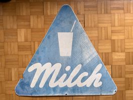 Metall-Werbe-Schild "Milch", gebraucht zur Dekoration