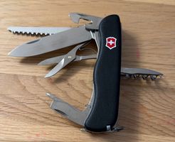 VICTORINOX SACKMESSER