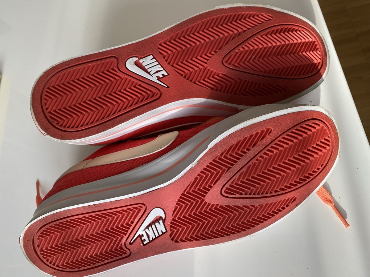 Nike Scarpe da donna: Nike Schuhe, Gr. 39, Top Zustand – Usato da Sargans venduto da sel85 3