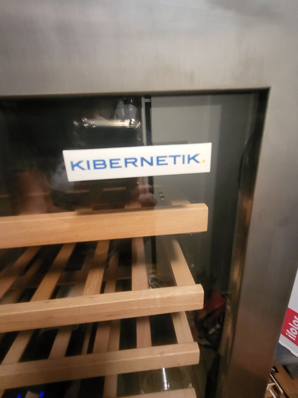 Frigoriferi: Cave à vin Kibernetik affaire à saisir! – Difettoso da Veyrier venduto da sfr_hr8d 4