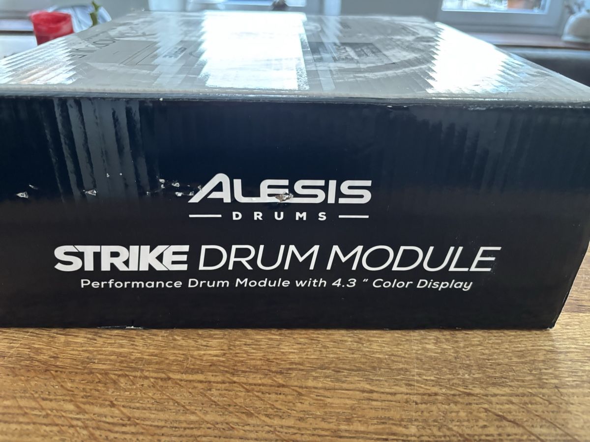 Alesis Musikinstrumente: Alesis Strike Drum Module cables etc – Gebraucht aus Mossel von Michaelhoward 3