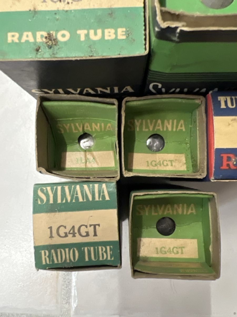 Componenti elettronici: 18 seltene Radioröhren – Nuovo (secondo la descrizione) da Steffisburg venduto da gfell2 3