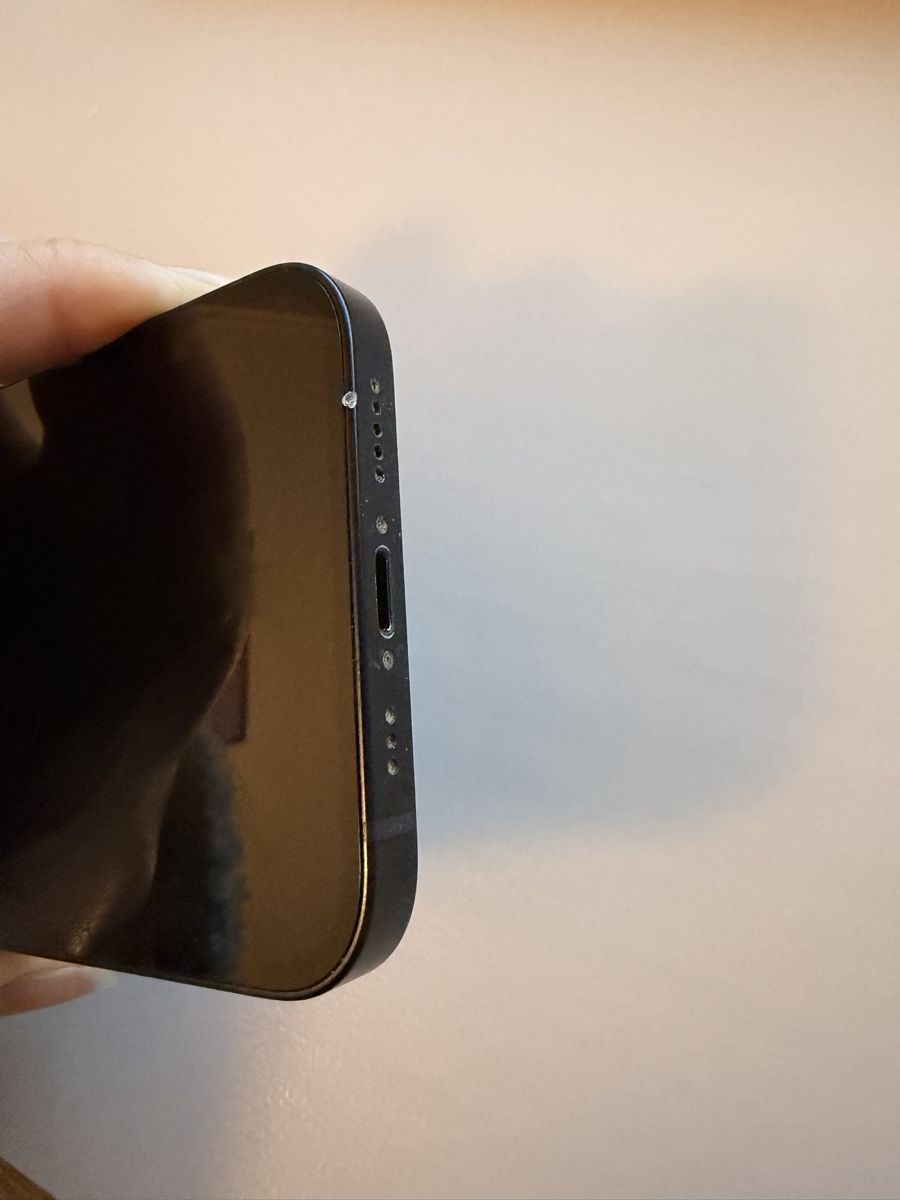 Apple Telefoni cellulari / Smartphones: Iphone 12 schwarz - 256GB – Usato da Stans venduto da ste_5bkn 2