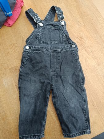 Latzhose Grösse 86