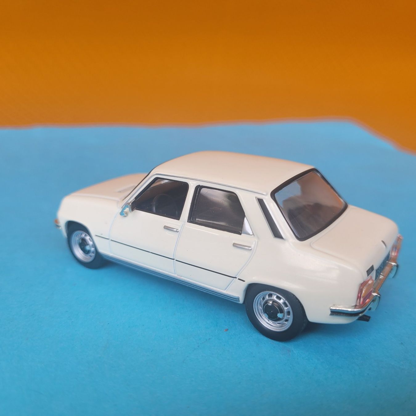 Renault Modellini d'auto: Renault Siete (Renault 7 - version espagnole) – Usato da Domdidier venduto da Bimbo57 5
