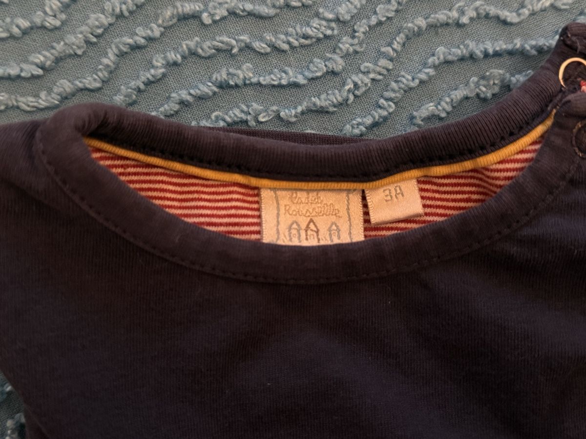 Lotti & Set di vestiti: Sous pull manches longues (3ans) – Usato da Les Avanchets venduto da GG_ 2