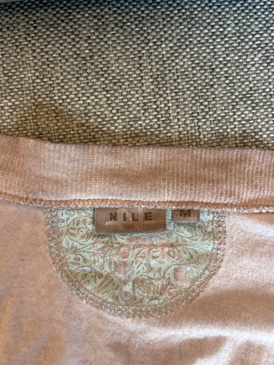 Blusen: NILE Cardigan in Mauve, Button-Down, Size Medium – Gebraucht aus Zürich von melissacdn 1