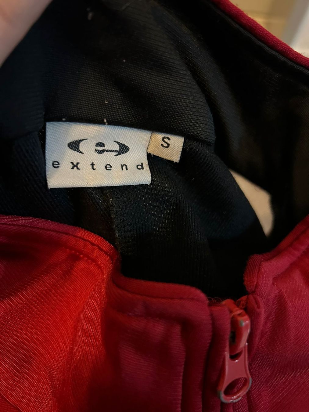 Maglioni & Felpe: Roter Pullover von Extend, Grösse S – Usato da Oberurnen venduto da simgug 4
