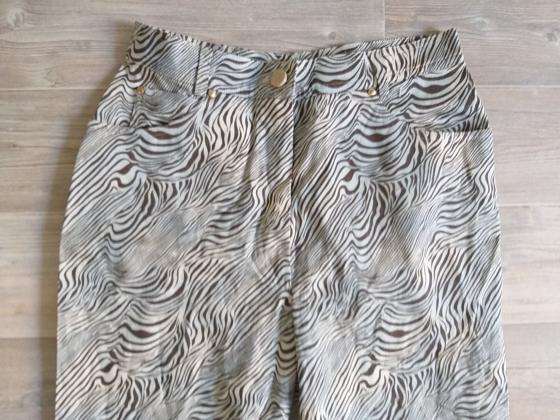 Jeans: ARA Jeans taille / Grosse M – Usato da Cossonay-ville venduto da Super-Price-Quality 1