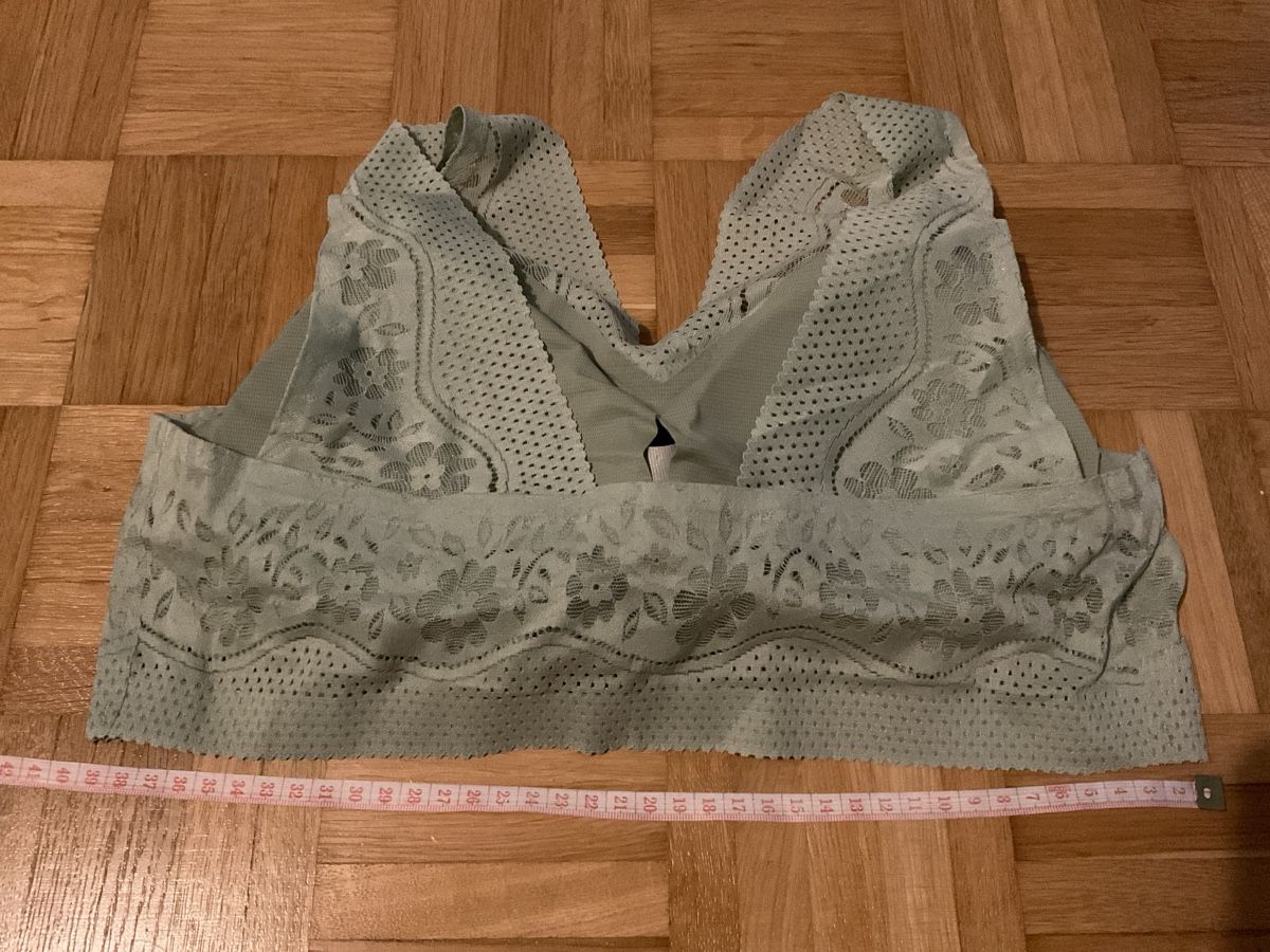 Sonstige Unterwäsche: Wunderschöner Spitzen BH in sanftem Grün – Neu und originalverpackt aus Dübendorf von ani_xht5 1