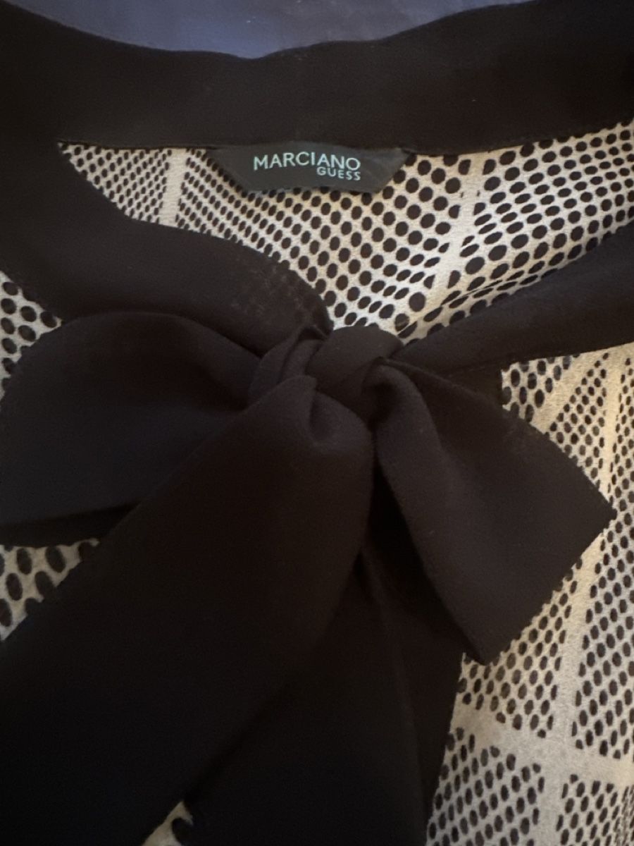 Camicette: Marciano Guess Bluse – Nuovo (secondo la descrizione) da Liestal venduto da ell_6xc7 3