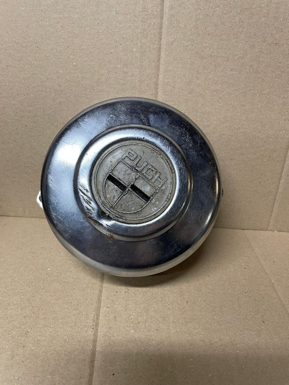 Parti ricambio per ciclomotori: Original Puch E50 Zündungsdeckel – Usato da Oberburg venduto da obbu