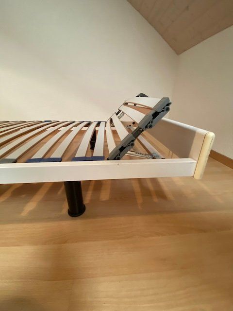 Letti: Lit / Bett 90 x 200 cm – Usato da Posieux venduto da Nicole1719 1