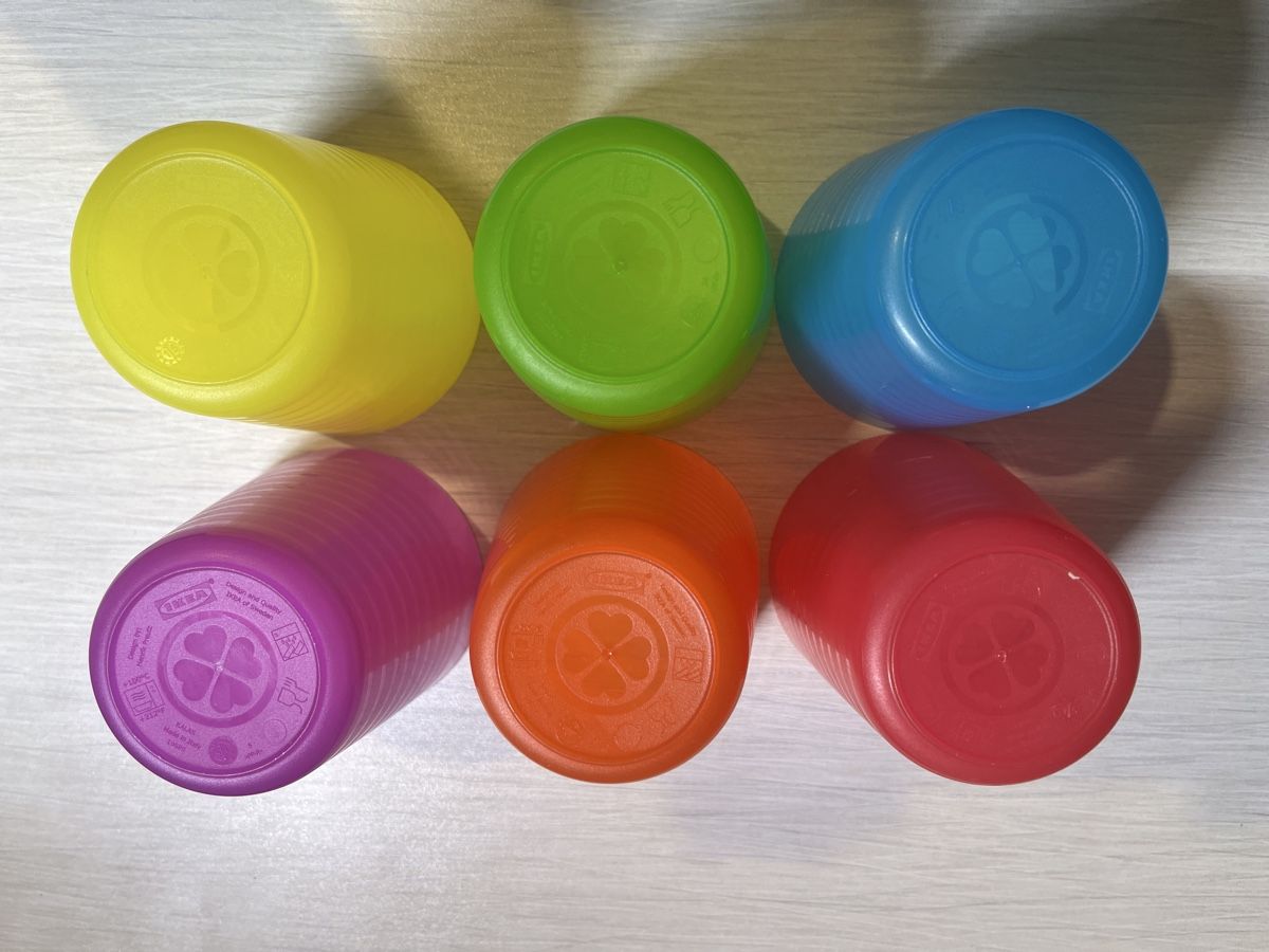Ikea Tazze: IKEA 6 Becher farbig – Usato da Rhäzüns venduto da duudii 1