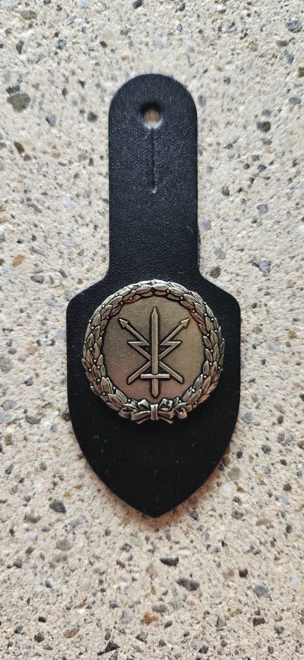 Schweizer Armee Placchette & Badge: *** Brustanhänger Tenü A *** – Nuovo e nell'imballaggio originale da Riedholz venduto da fr_sIruP