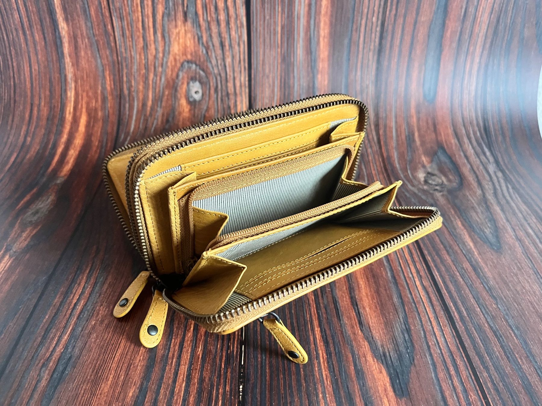 Aunts & Uncles Brieftaschen: Gelbörse aunts & uncles – Neu (gemäss Beschreibung) aus Gerzensee von SanZero78 2