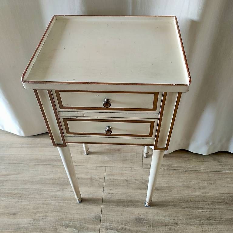 Tables de nuit: Commode - table de chevet – D'occasion à Biel/Bienne par Mysa51 1