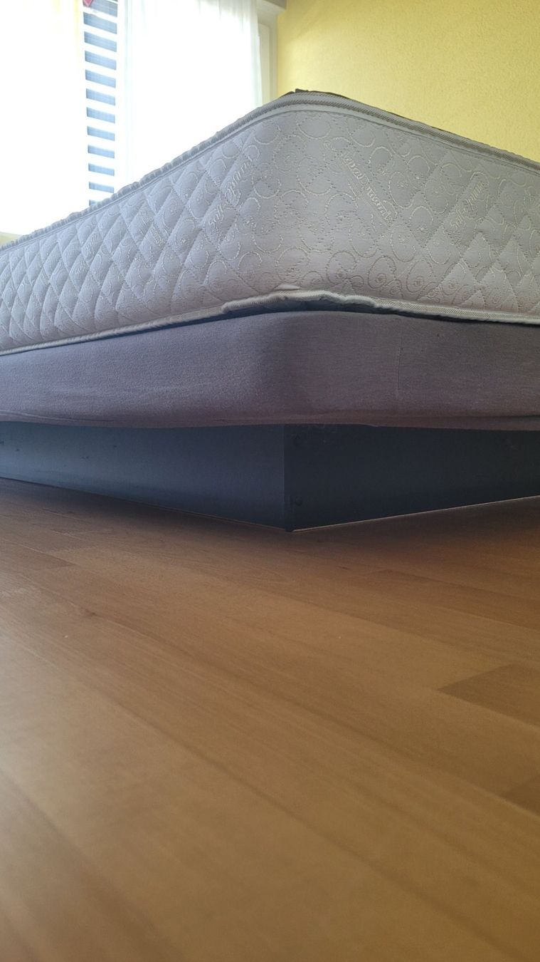 Letti: Wasserbett Aquadynamic inkl. Kopfteil – Usato da Aarwangen venduto da Striezi01 5