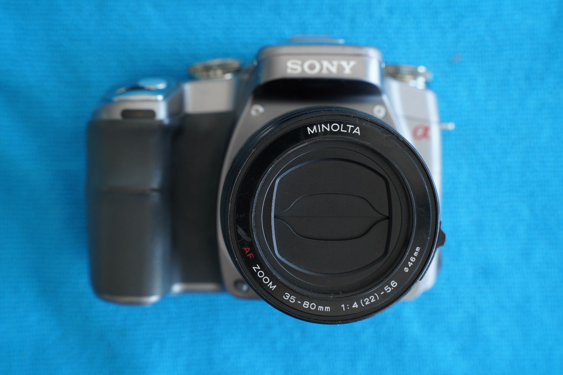 Sony Kamera: Sony a 100 - Minolta 35-80mm  – Defekt aus Dagmersellen von sim_zqh8