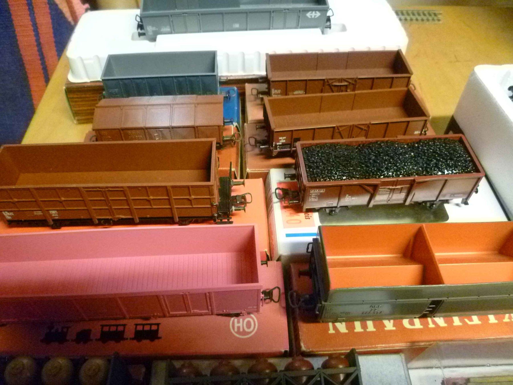 Modelleisenbahnen: Lot Güterwagen offen H0 DC – Gebraucht aus Rickenbach BL von umro11 4