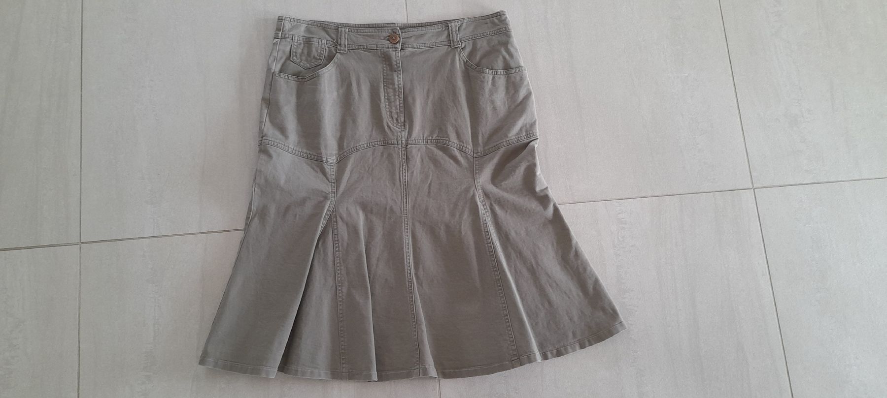 Gonne: Jupe New Man Rock, Khaki, Gr. 42 – Nuovo (secondo la descrizione) da ERLINSBACH venduto da doudouce