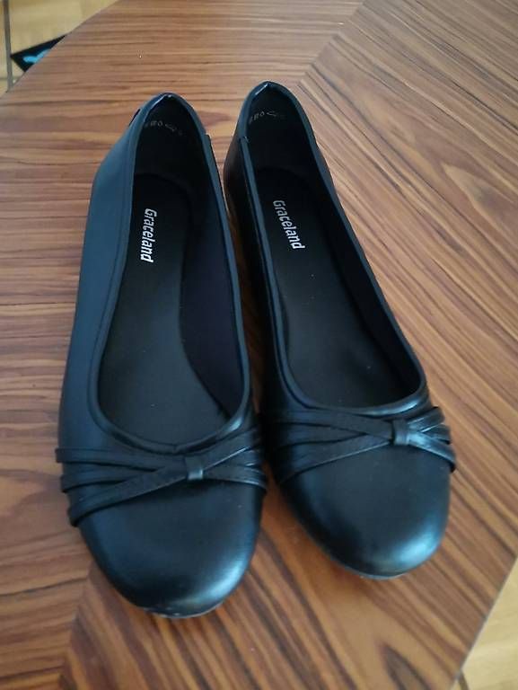 Graceland Damenschuhe: Schwarze Ballerina, Gr. 36 – Gebraucht aus Muri b. Bern von Claudiahuegli