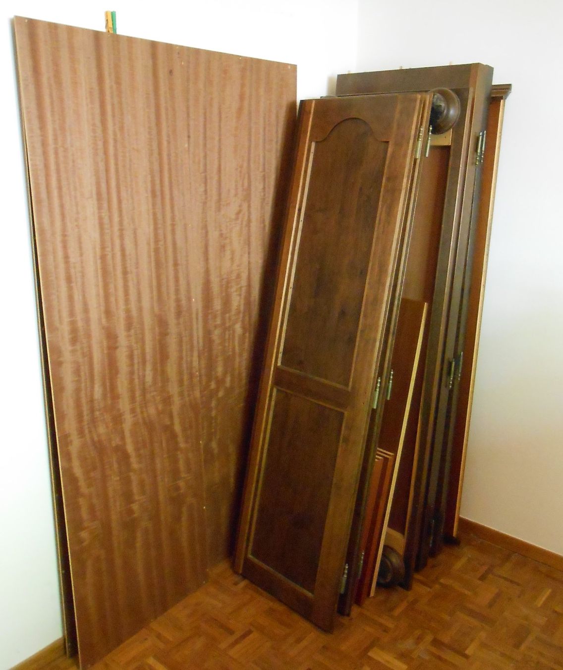 Armadi: Armoire 3 portes – Usato da Bossonnens venduto da ysc_9q2f 2