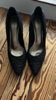 Elegante schwarze Pumps mit Spitzenmuster M&S Collecti