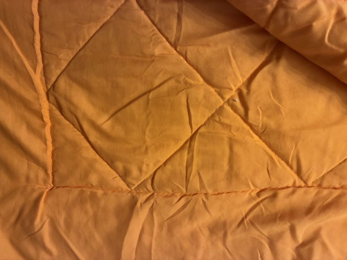 Couvertures: 2 Steppdecken 160 x 210  Polyester  – D'occasion à Oberrüti par Jomaru 2