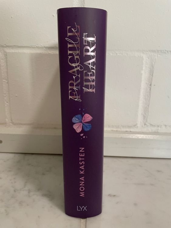 Fragile Heart von Mona Kasten Kaufen auf Ricardo