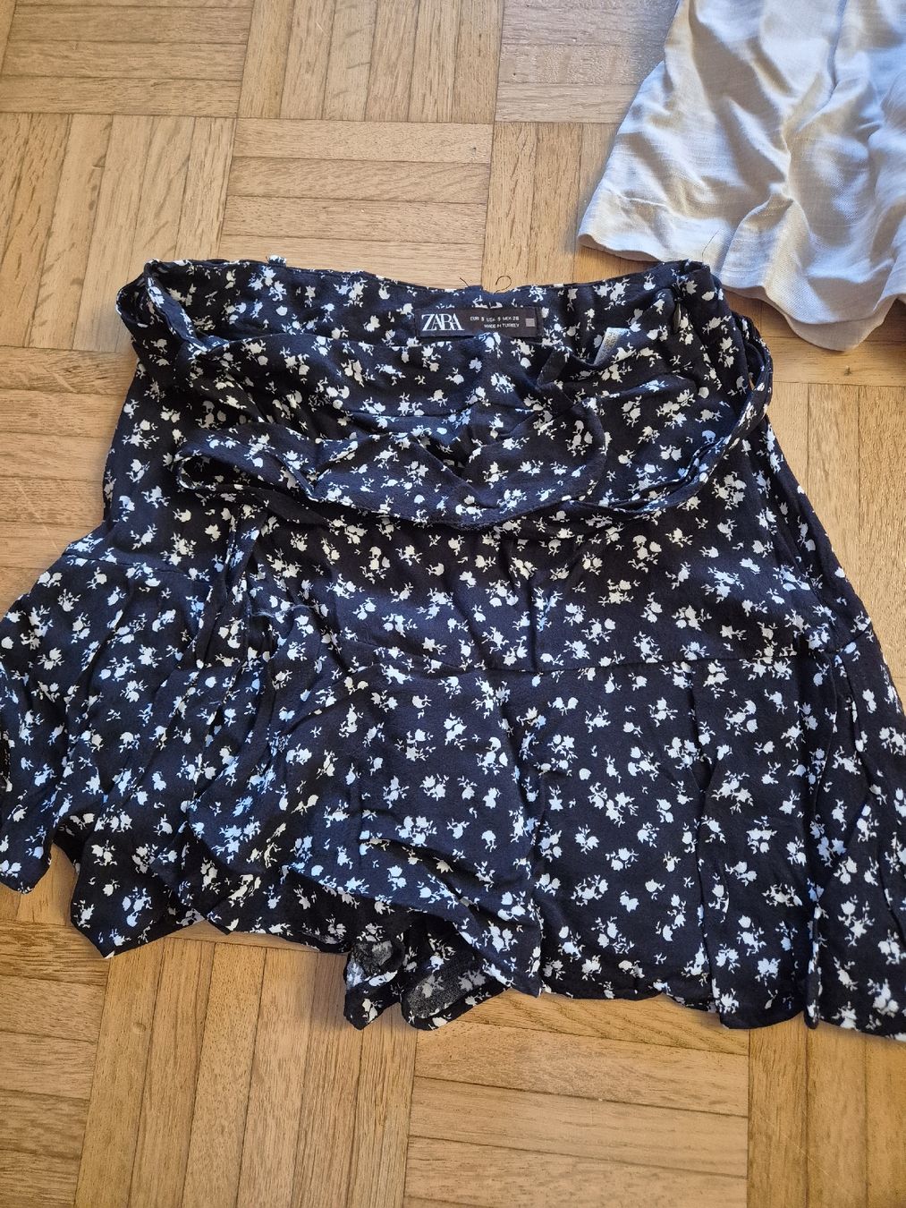 Pantaloni: sommerhosen – Usato da Pfäffikon SZ venduto da vale_111 5