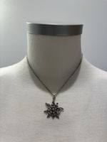 Dirndel Halskette mit Edelweiss Anhänger