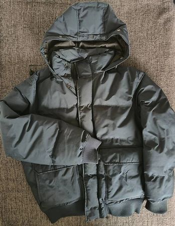 Winterjacke Jugend Grösse S und Softshell Jacke Grösse XS