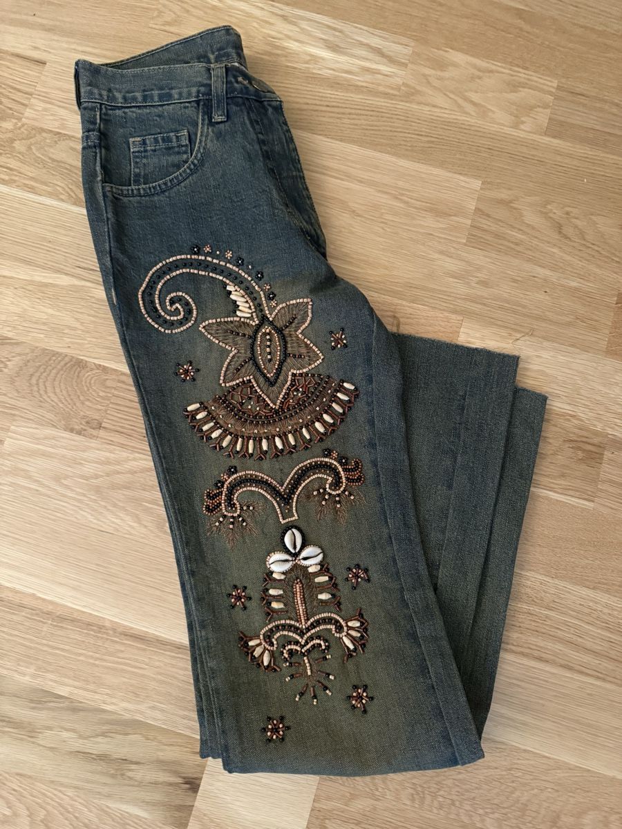 Jeans: Vintage Jeans – Usato da Basel venduto da pet_y7pt 2