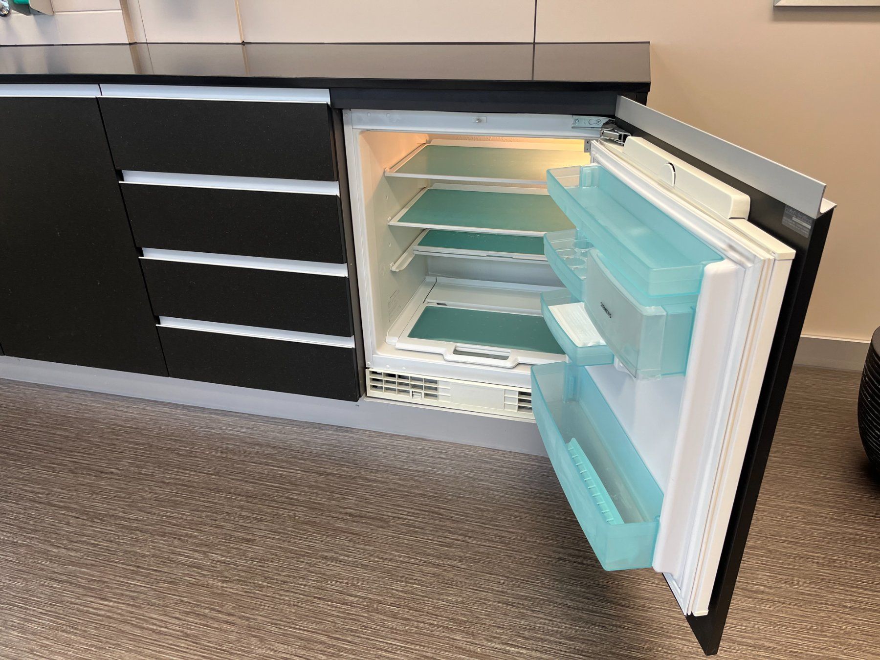 Komplettküchen: Küchenelement Sideboard – Gebraucht aus Seuzach von pra_7bln 2