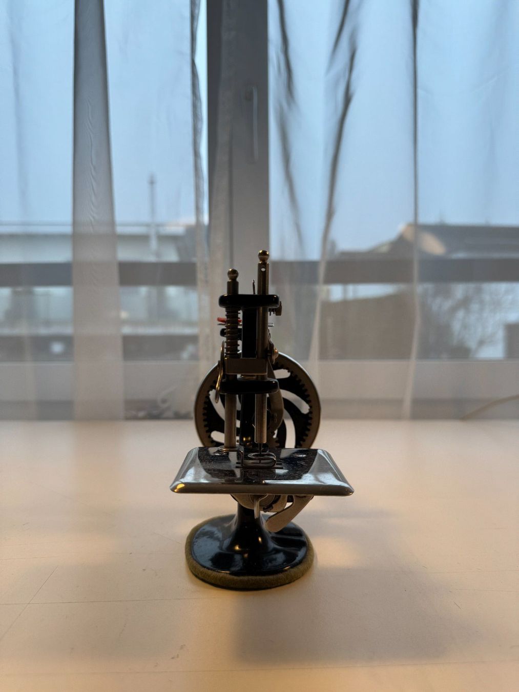 Singer Nähmaschinen: Singer Sewhandy Model 20 Mini-Nähmaschine mit Originalbox – Gebraucht aus Dänikon ZH von are_fz7m 1