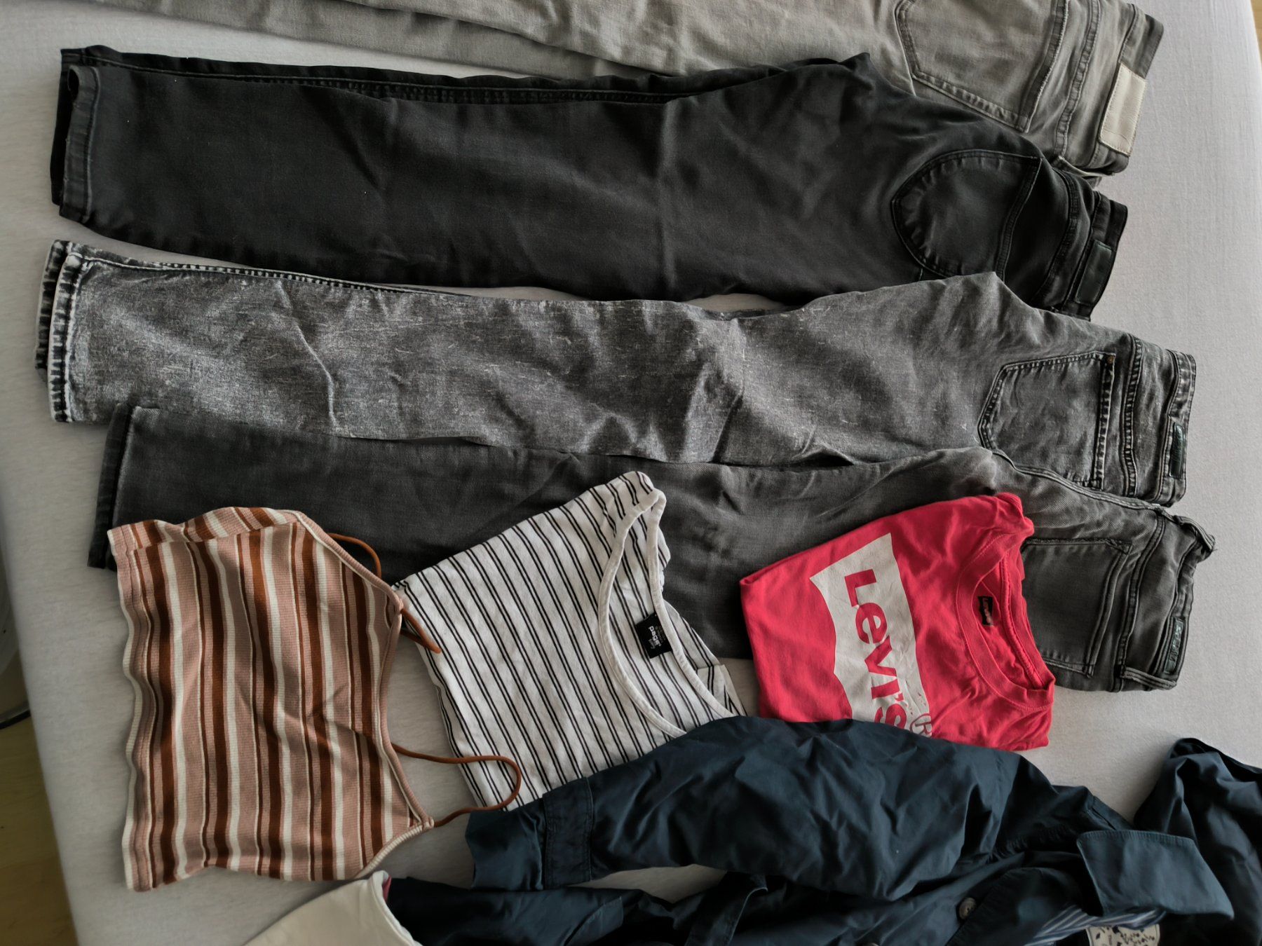 Lotti & Set di vestiti: Girls-Kleiderpaket Gr. 32 – Usato da Vitznau venduto da Kateborg 2