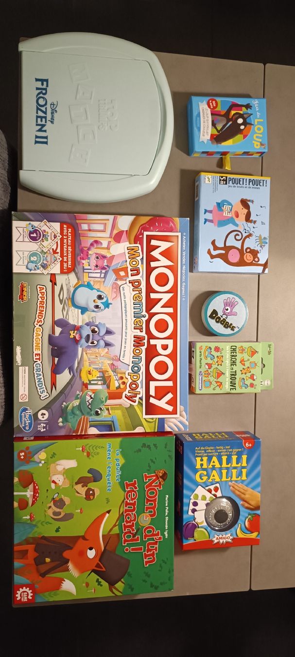 Spiele: 8 jeux de société pour 4-6 ans  – Gebraucht aus Granges-Paccot von Branchi