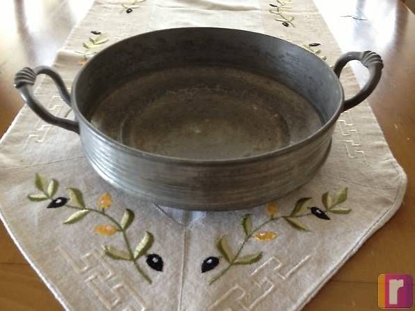 Servierplatten: Etain. Plat rond – Gebraucht aus Onex von BLEUCALI 1